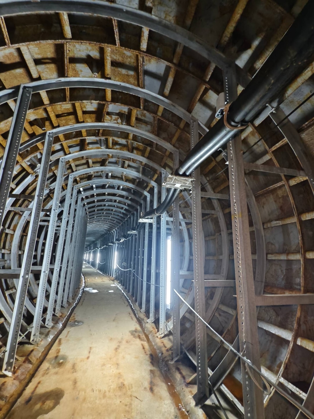 台電松湖地下電纜洞道臨時光纖通訊及監視工程 照片 11