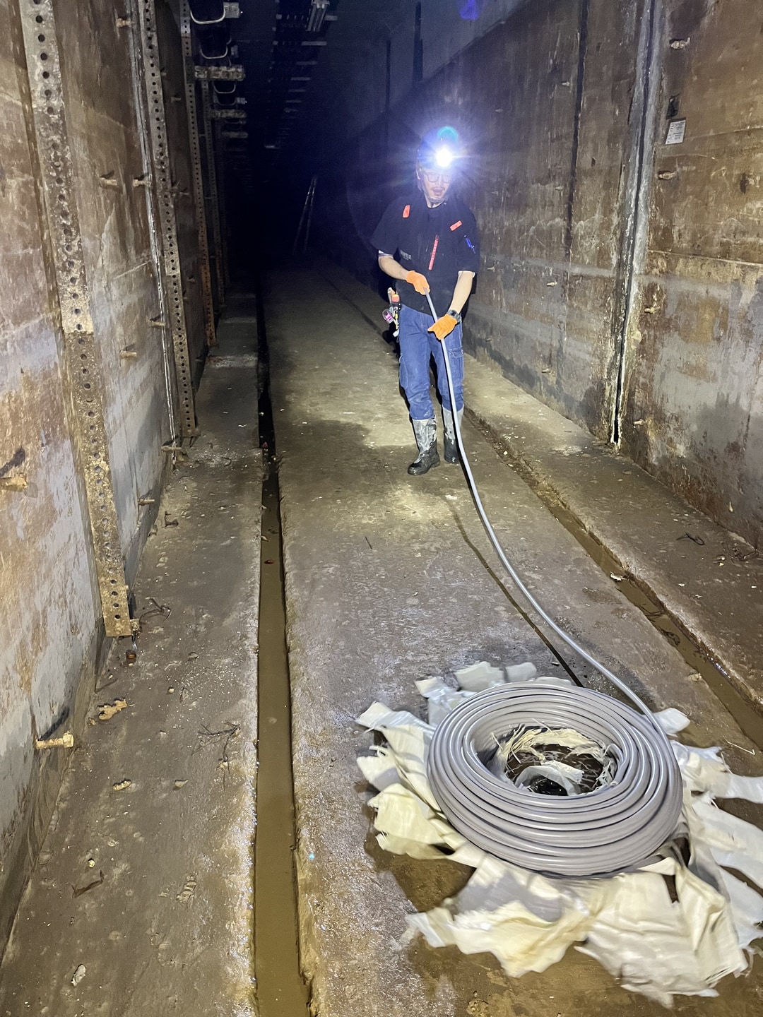 台電松湖地下電纜洞道臨時電力及照明工程 照片 3
